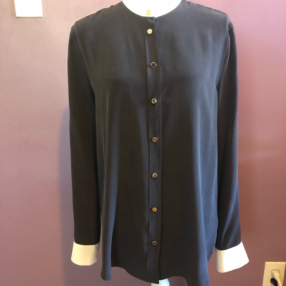 EQUIPMENT Femme EUC Silk Blouse w/ White Trim Sz M
